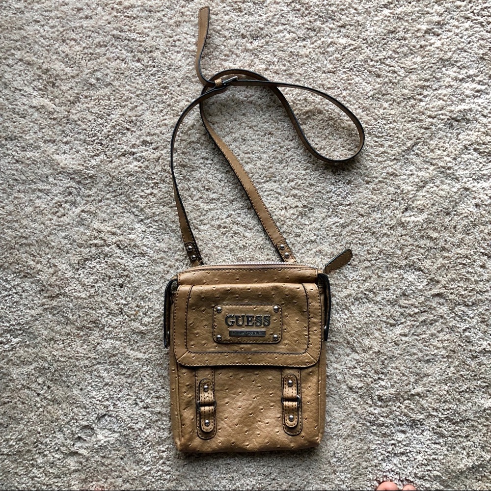 Guess crossbody purse